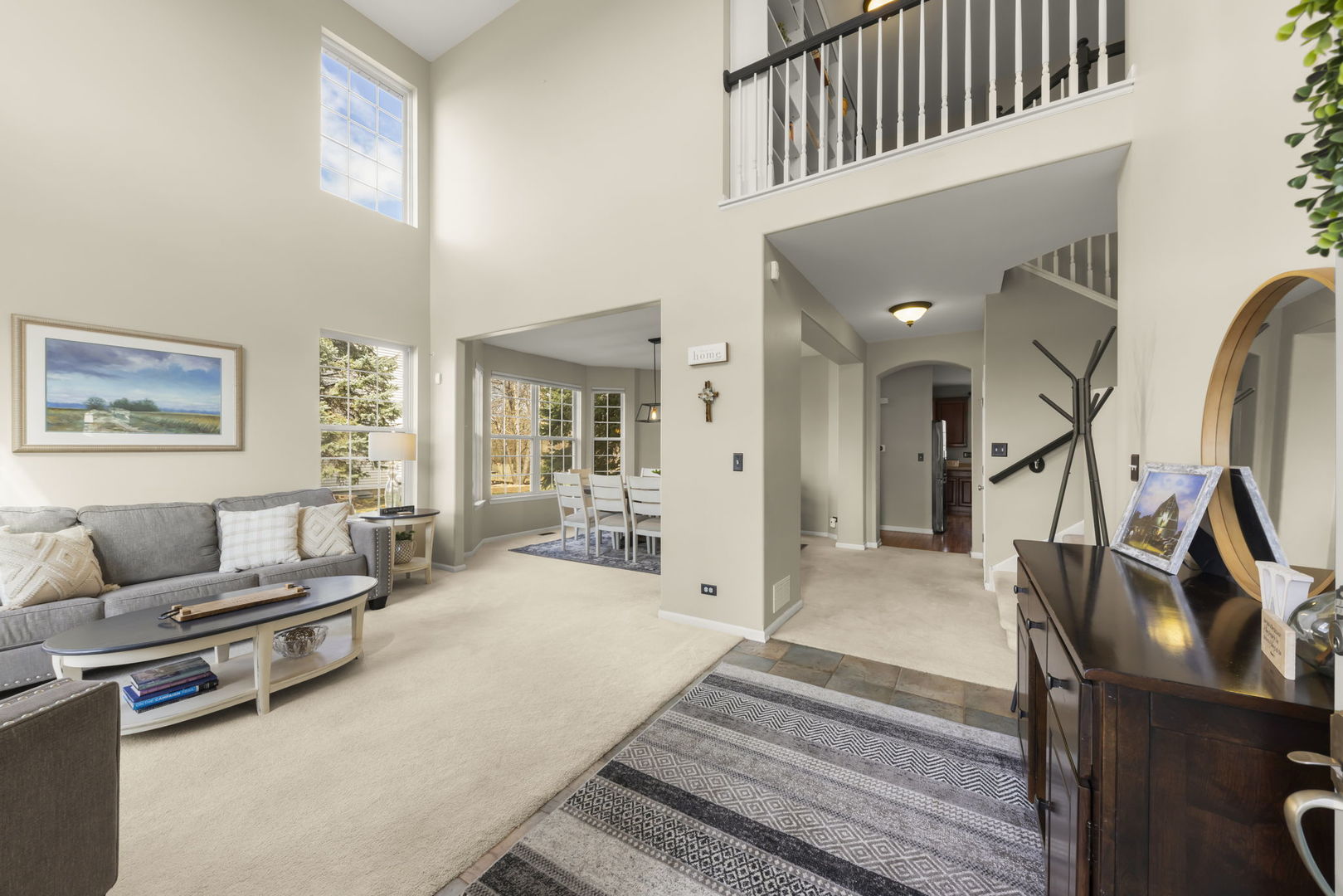 1934 Raintree Road Yorkville, IL 60560 - Photo 2 of 40 a living room with furniture