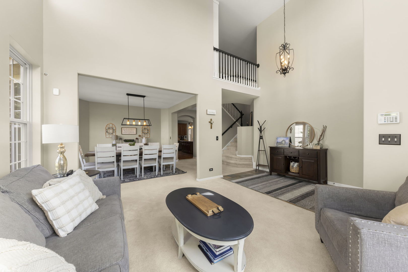 1934 Raintree Road Yorkville, IL 60560 - Photo 4 of 40 a living room with furniture and a wooden floor