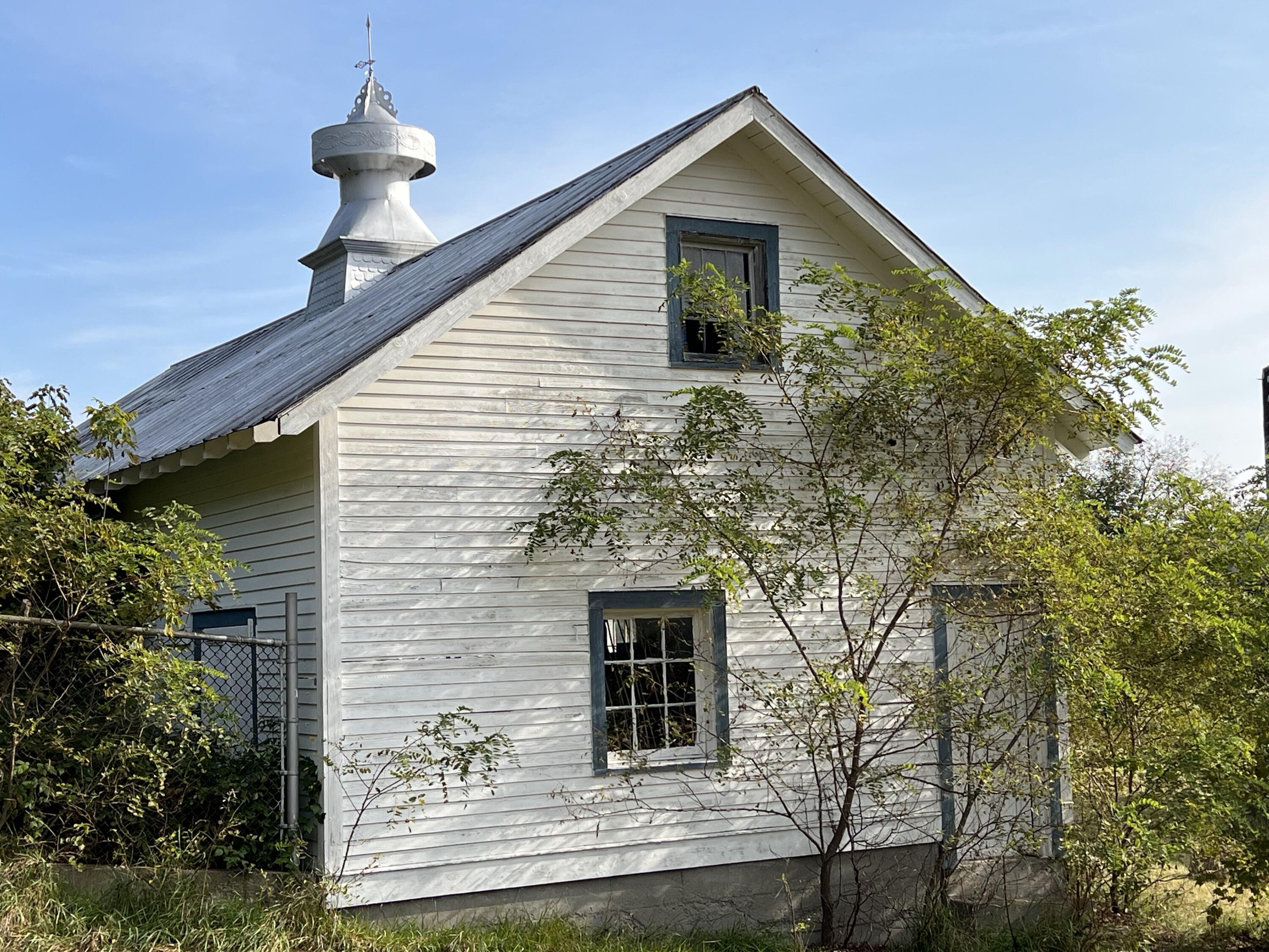 191 Fox Run Road Elizabethtown, NY 12932 - Photo 6 of 31 IMG_2494