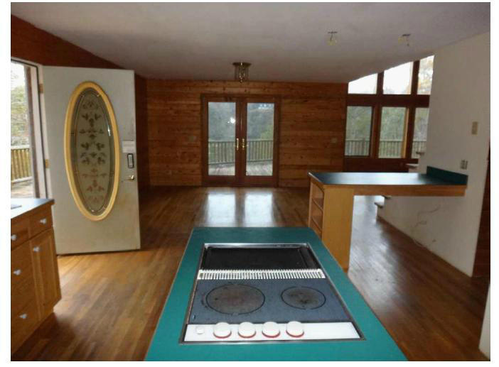 55 Forest Edge Road Wirtz, VA 24184 - Photo 3 of 5 dining_living