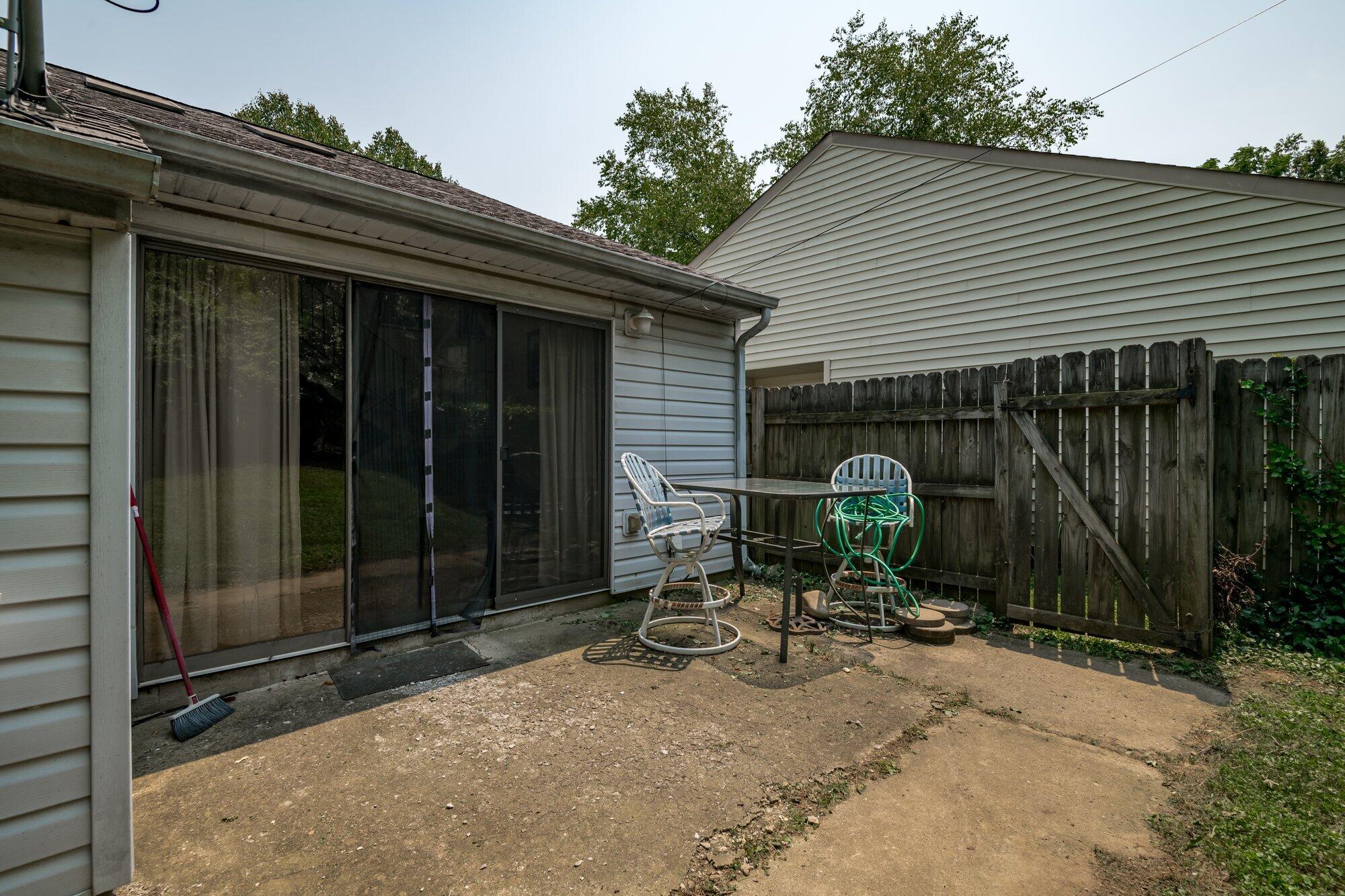 3321 Royal Wood Road Lexington, KY 40515 - Photo 14 of 19 Patio