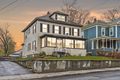 $629,000 | 118 Wentworth Avenue, Lowell, MA 01852