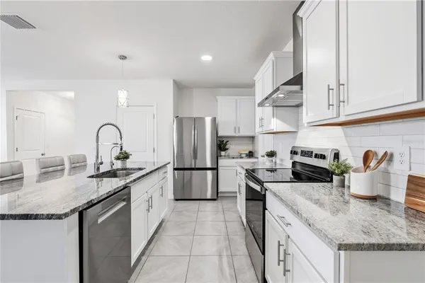 $479,000 | 3307 Hilltop Circle, Bradenton, FL 34211