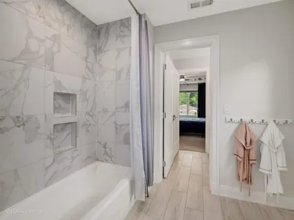 $2,099,900 | 400 Rex Boulevard, Elmhurst, IL 60126