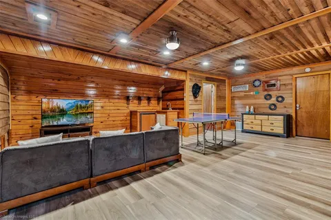 $699,900 | 7272 County Road 3516, Quinlan, TX 75474