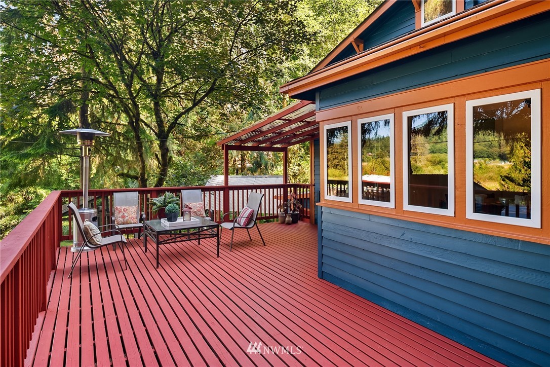 28701 Northeast Cherry Valley Road Duvall, WA 98019 - Photo 12 of 29 Gallery Image 12