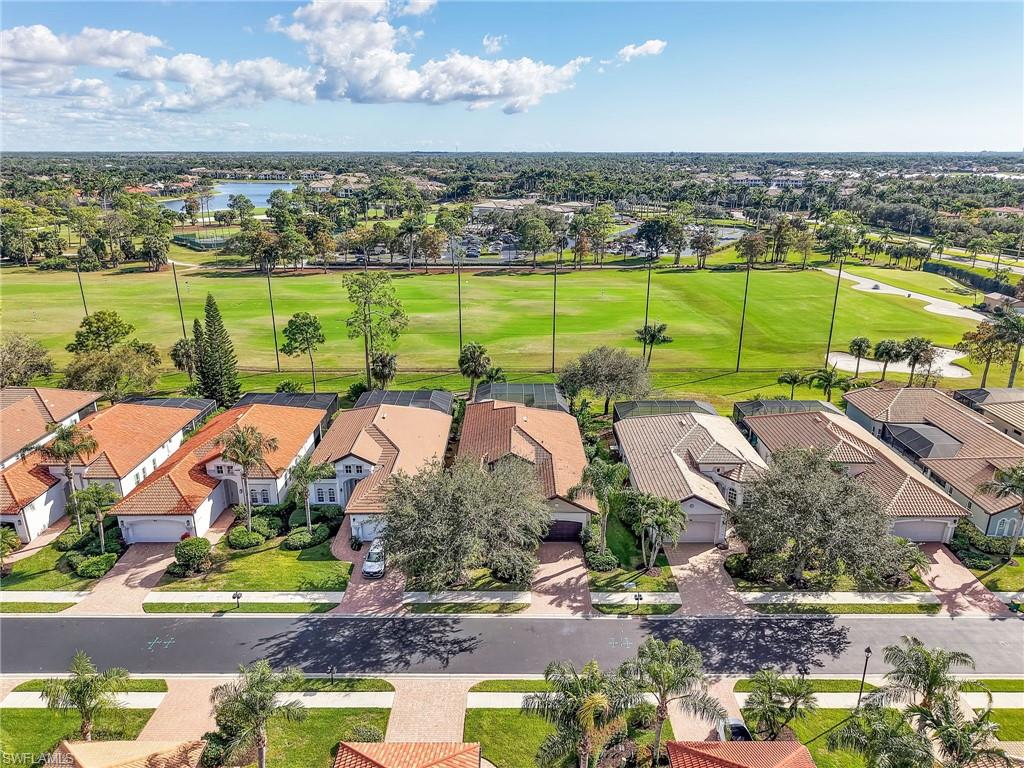7864 Valencia Court Naples, FL 34113 - Photo 5 of 48