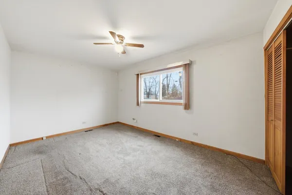 $235,000 | 12442 South Wood Street, Calumet Park, IL 60827