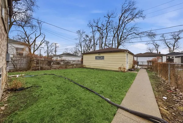 $235,000 | 12442 South Wood Street, Calumet Park, IL 60827