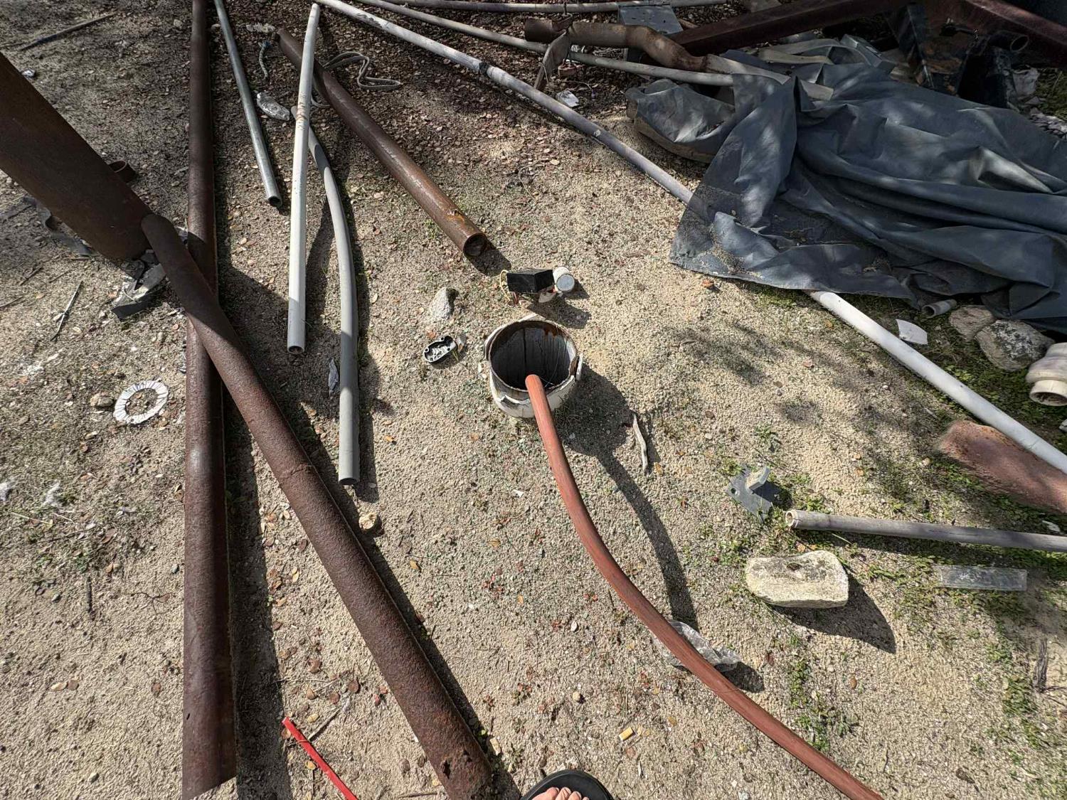 38699 Road 600 Raymond, CA 93653 - Photo 8 of 12 a view of entryway