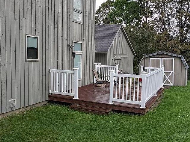 128 Charlies Place Rutland Town, VT 05701 - Photo 2 of 19