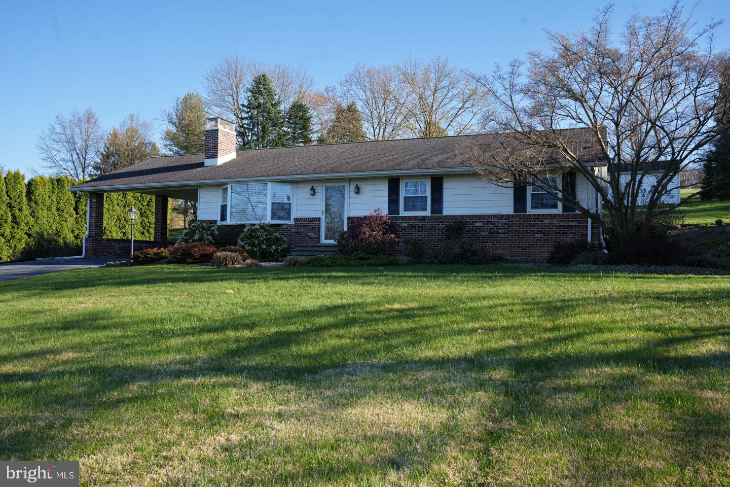 102 Cross Key Road Bernville, PA 19506 - Photo 1 of 25 Gallery Image 1