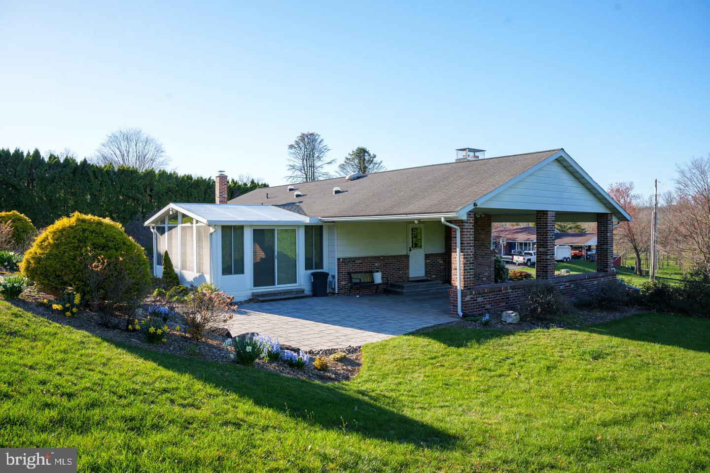 102 Cross Key Road Bernville, PA 19506 - Photo 3 of 25 Gallery Image 3