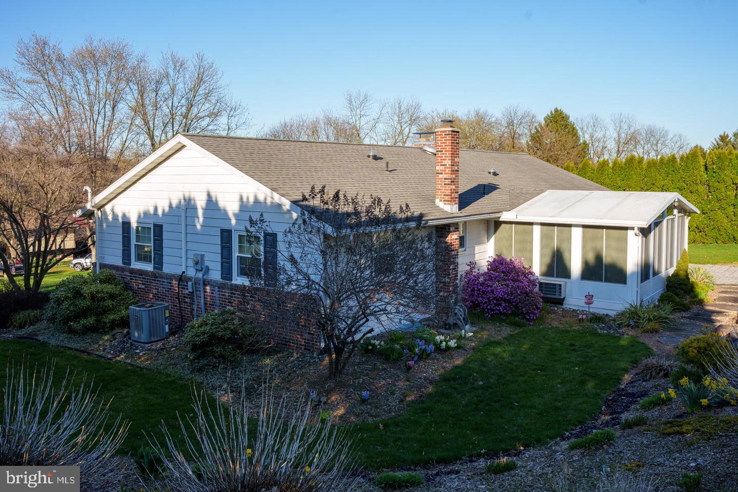 102 Cross Key Road Bernville, PA 19506 - Photo 5 of 25 Gallery Image 5