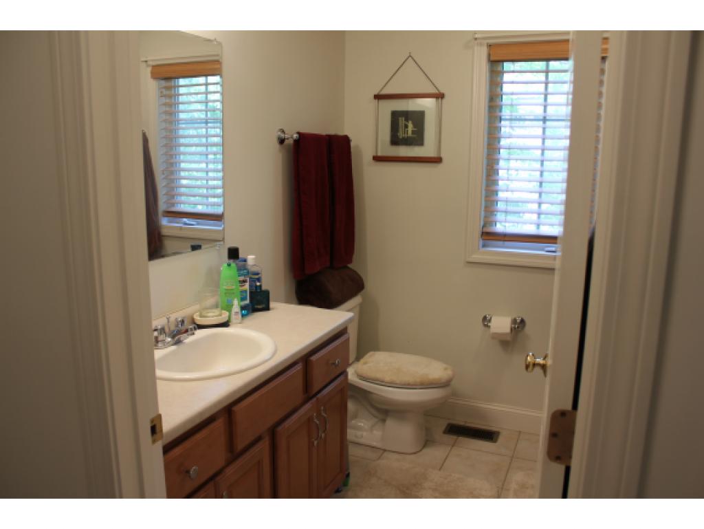 24 Dame Road Newmarket, NH 03857 - Photo 19 of 32 Gallery Image 19