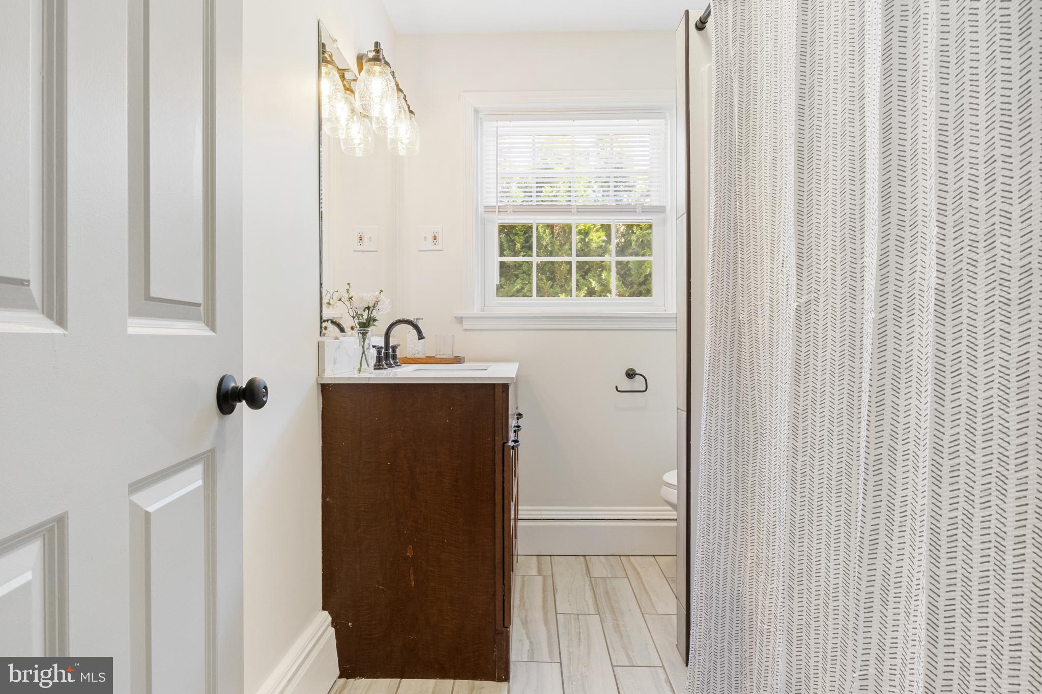 1371 Irving Road York, PA 17403 - Photo 17 of 34 Gallery Image 17