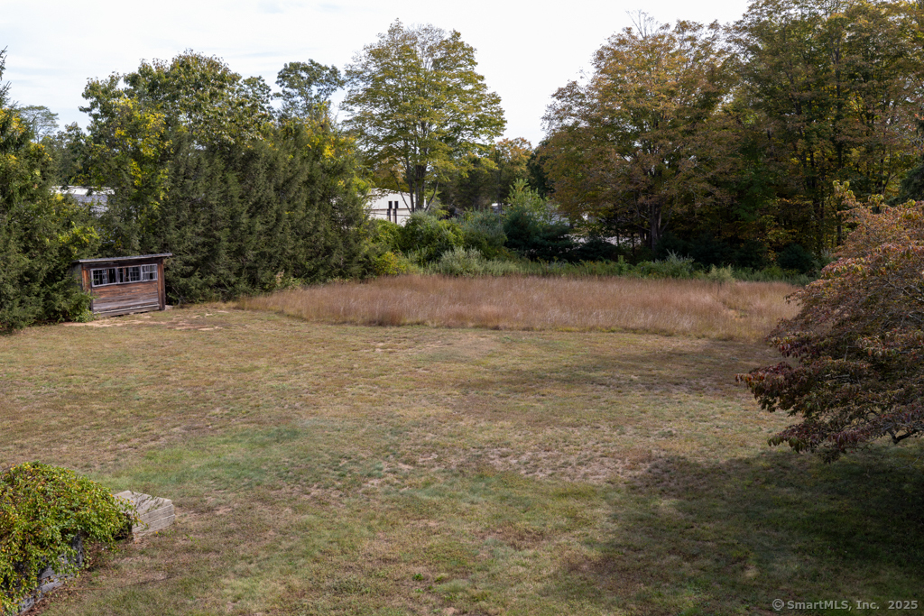 1572 Saybrook Road Haddam, CT 06438 - Photo 33 of 37