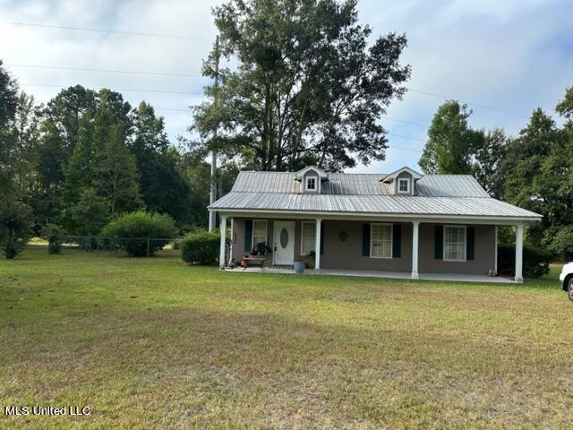 13753 John Lee Road Biloxi, MS 39532 - Photo 1 of 20 FRONT