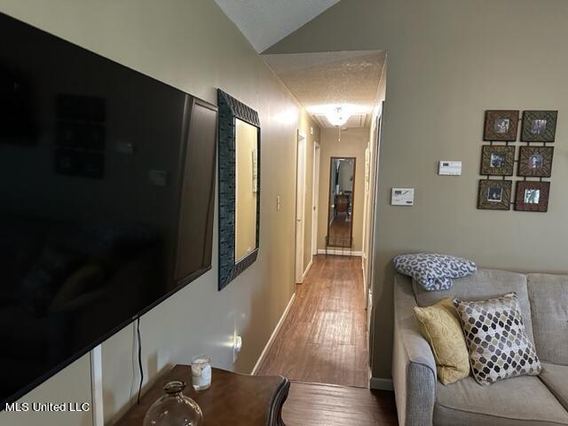 13753 John Lee Road Biloxi, MS 39532 - Photo 9 of 20 HALLWAY
