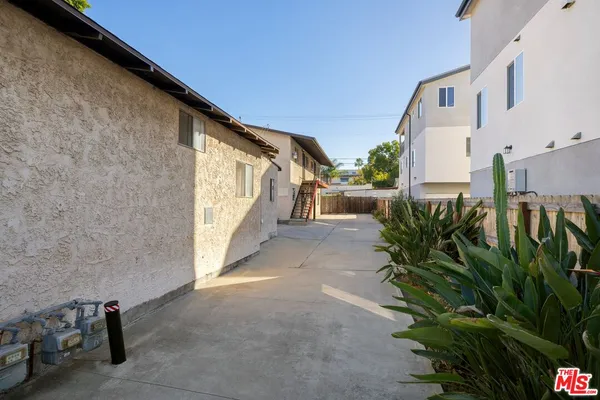 $1,295,000 | 5062 North Maywood Avenue, Los Angeles, CA 90041