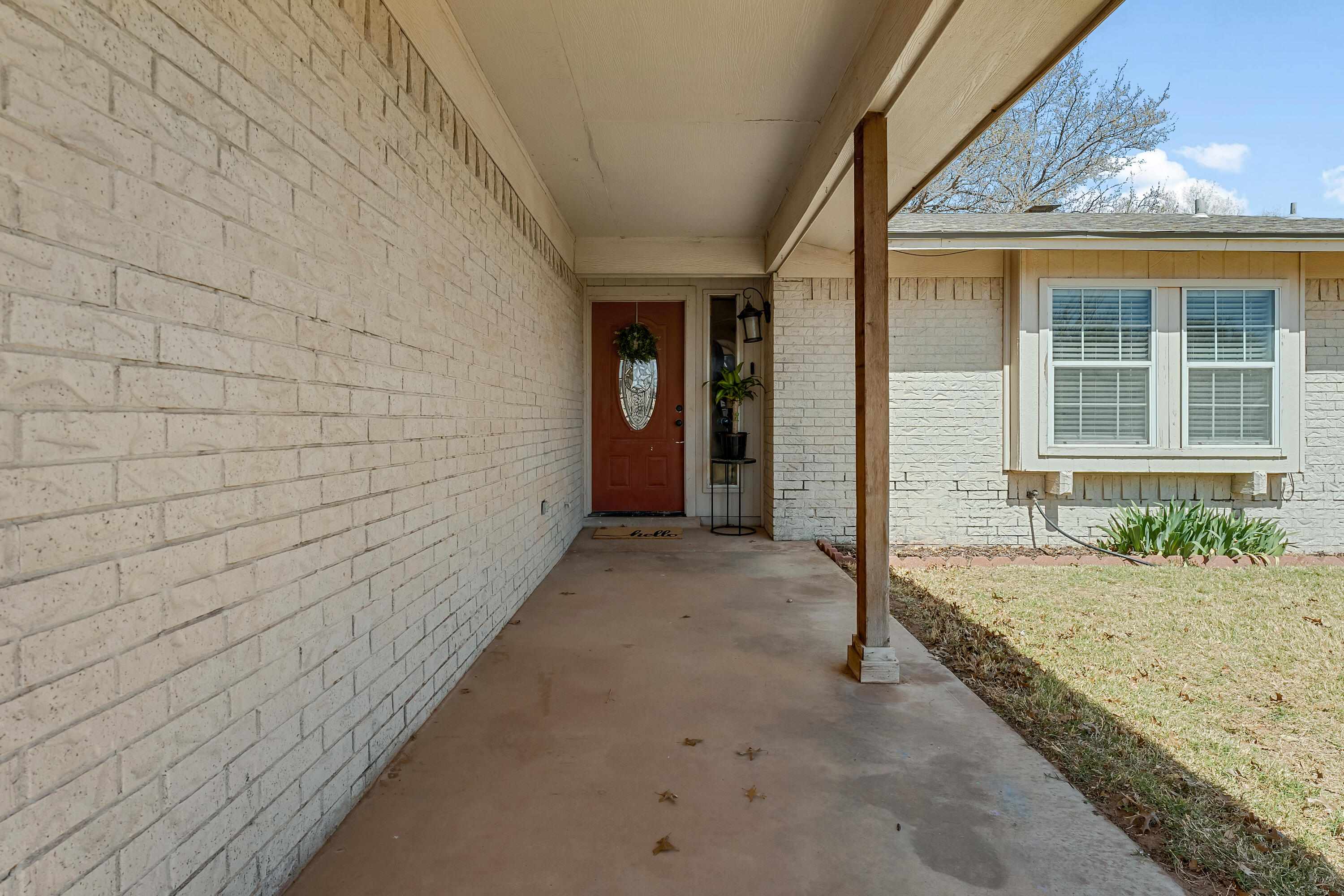 5736 2nd Place Lubbock, TX 79416 - Photo 3 of 26 a view of entrance of house