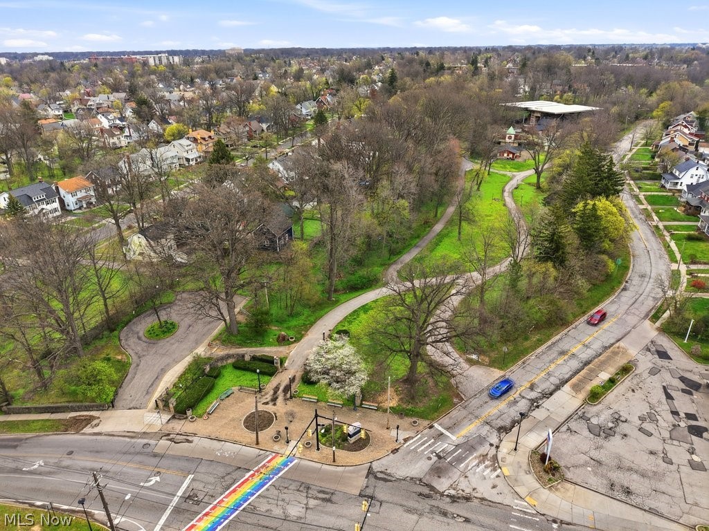 3154 East Overlook Road Cleveland, OH 44118 - Photo 7 of 40 Gallery Image 7