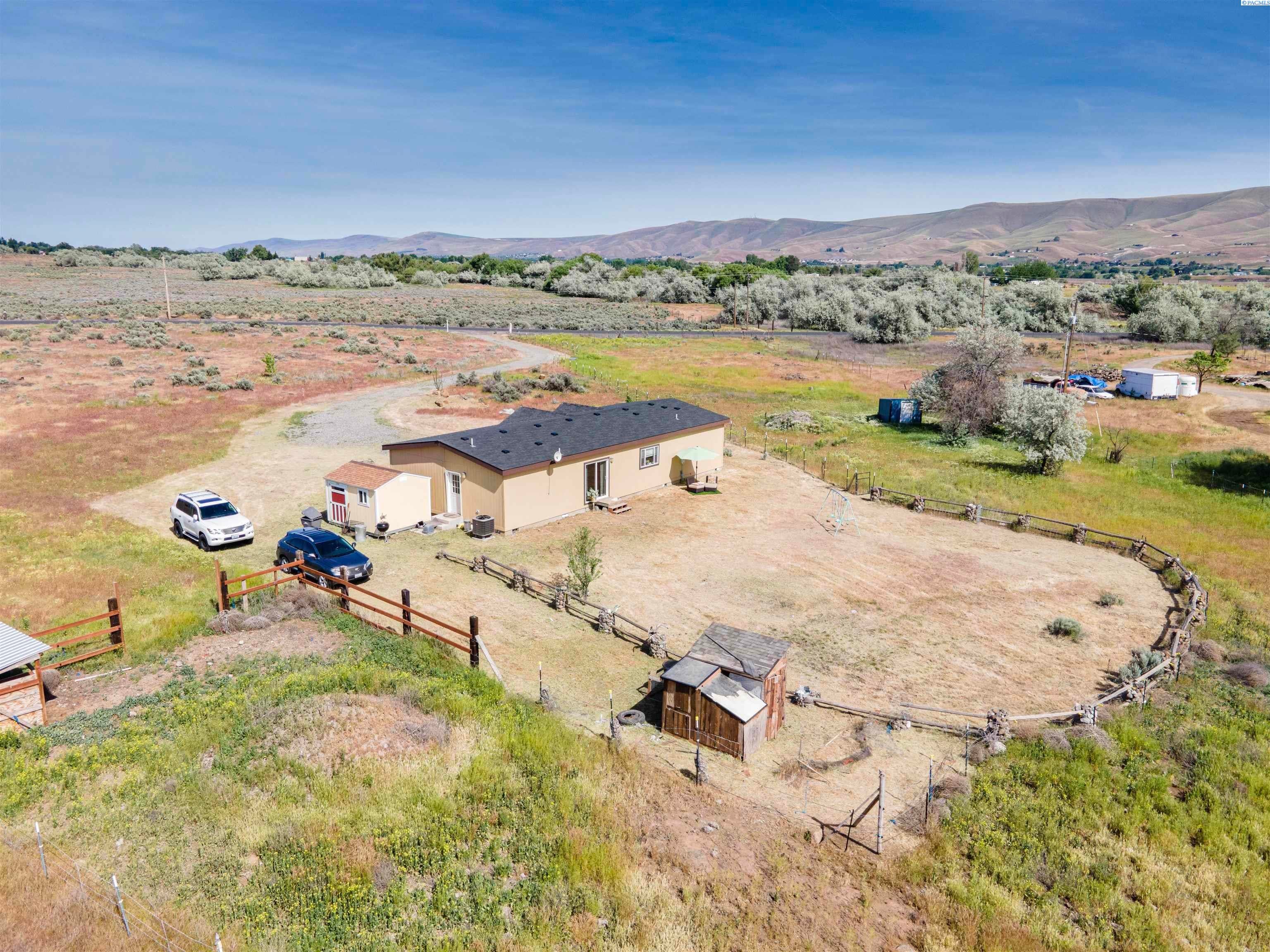 7904 South Griffin Road Prosser, WA 99350 - Photo 33 of 35 Gallery Image 33