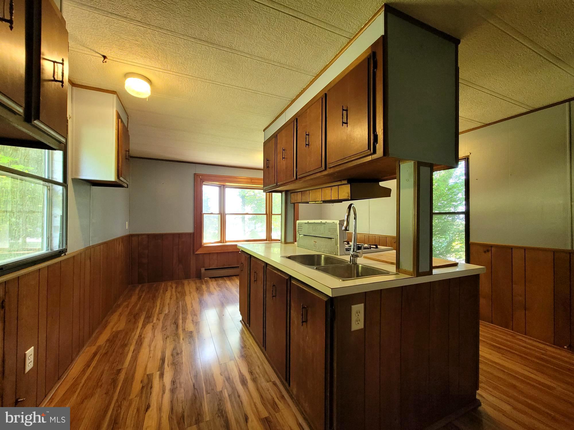 13629 Edgemont Road Smithsburg, MD 21783 - Photo 8 of 59