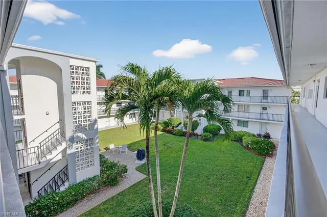 a view of a back yard of the house