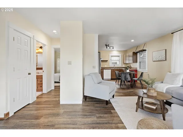 $345,000 | 1014 Laughlin Street, The Dalles, OR 97058