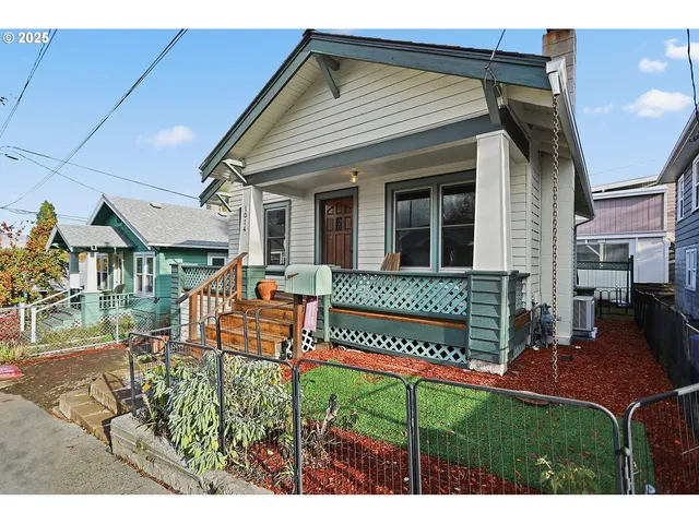 $345,000 | 1014 Laughlin Street, The Dalles, OR 97058