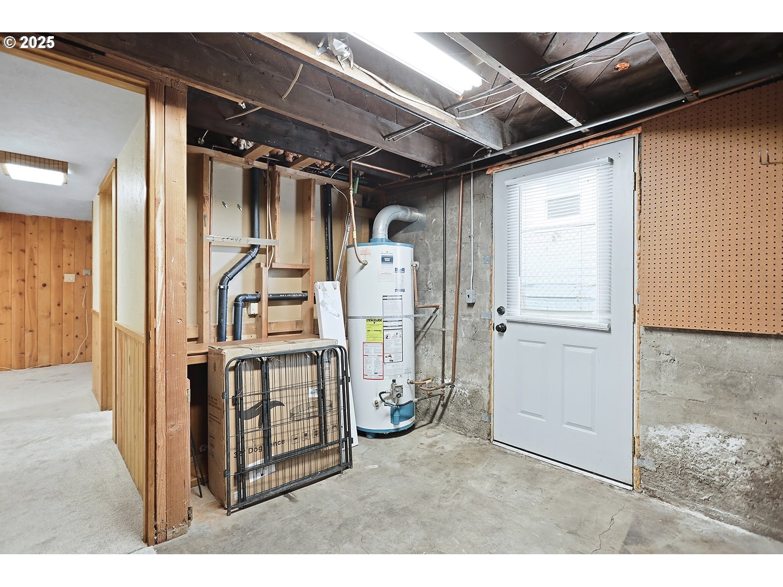 1014 Laughlin Street The Dalles, OR 97058 - Photo 31 of 36 a view of utility room