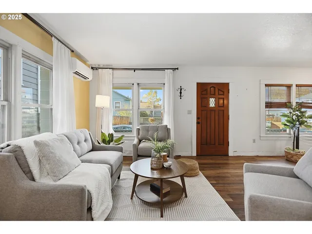 $345,000 | 1014 Laughlin Street, The Dalles, OR 97058