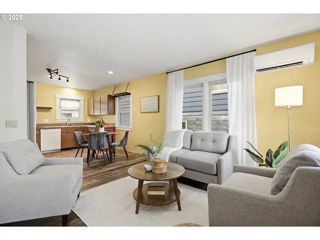 $345,000 | 1014 Laughlin Street, The Dalles, OR 97058