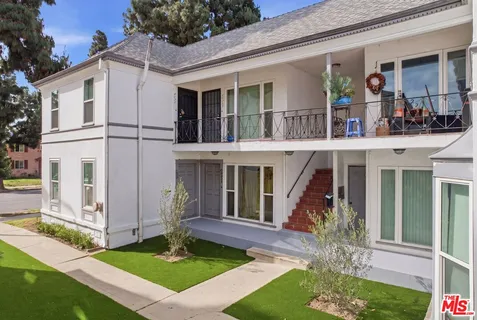 $1,895,000 | 4089 Leimert Boulevard, Los Angeles, CA 90008