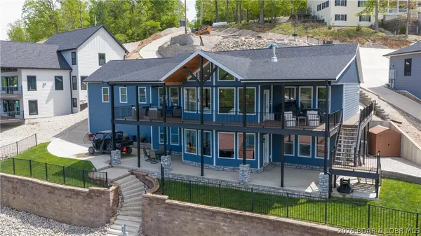 $1,250,000 | 27884 Waters Edge Lane, Rocky Mount, MO 65072