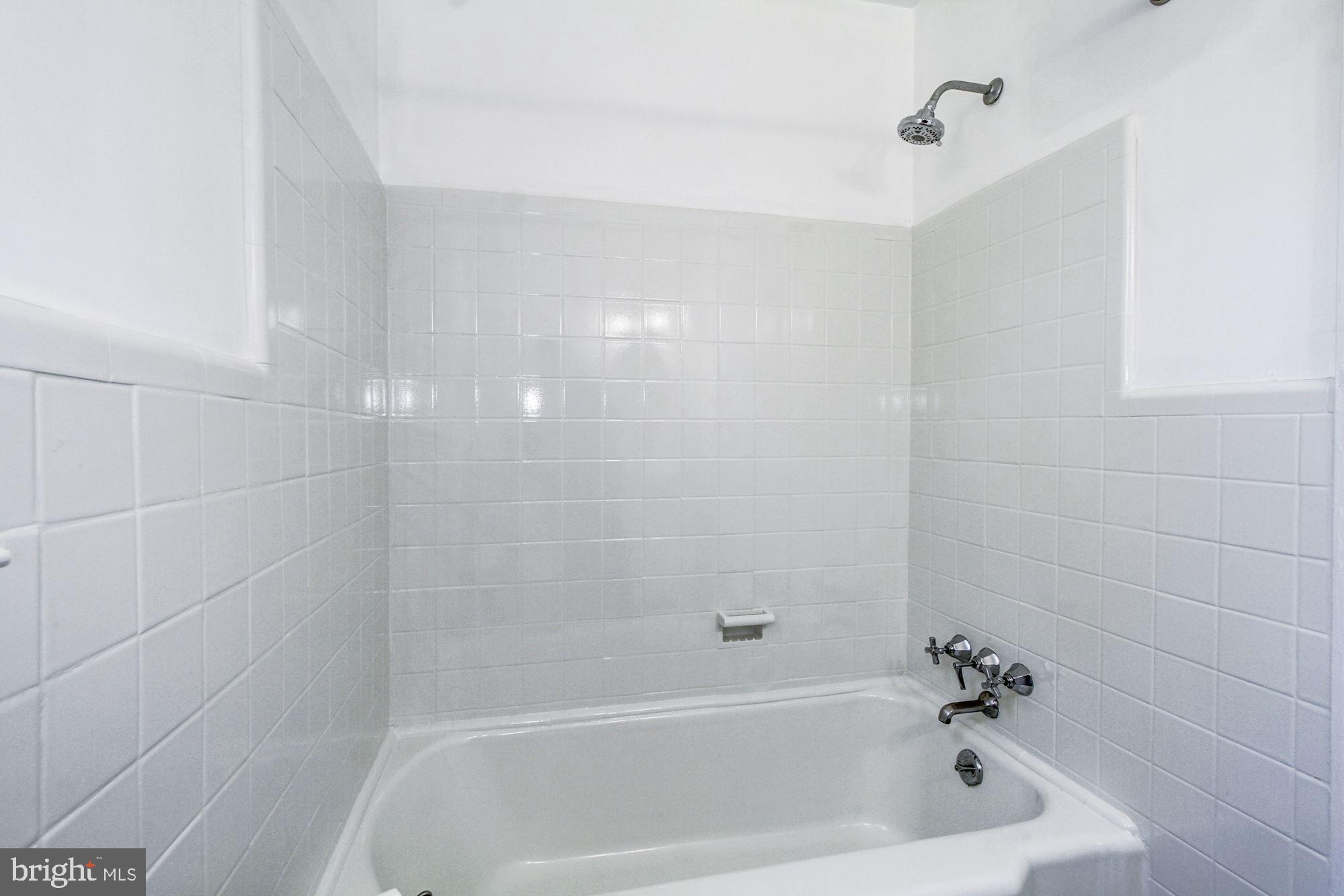 409 Moreland Road Wallingford, PA 19086 - Photo 21 of 27