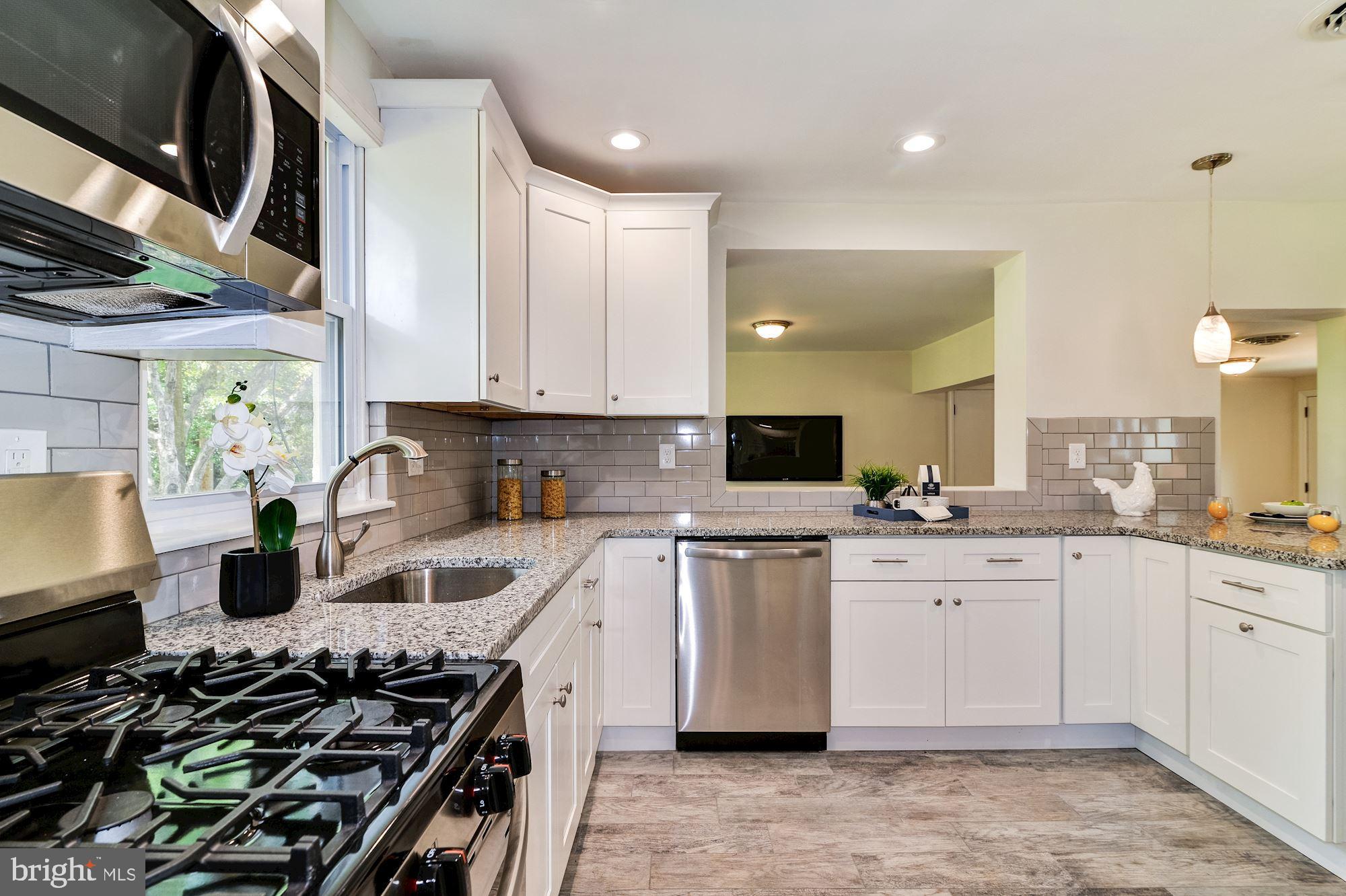 409 Moreland Road Wallingford, PA 19086 - Photo 8 of 27