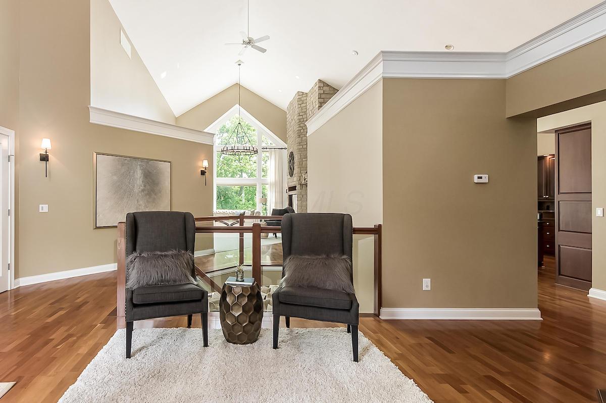 4830 Bellann Road Columbus, OH 43221 - Photo 3 of 28 Gallery Image 3
