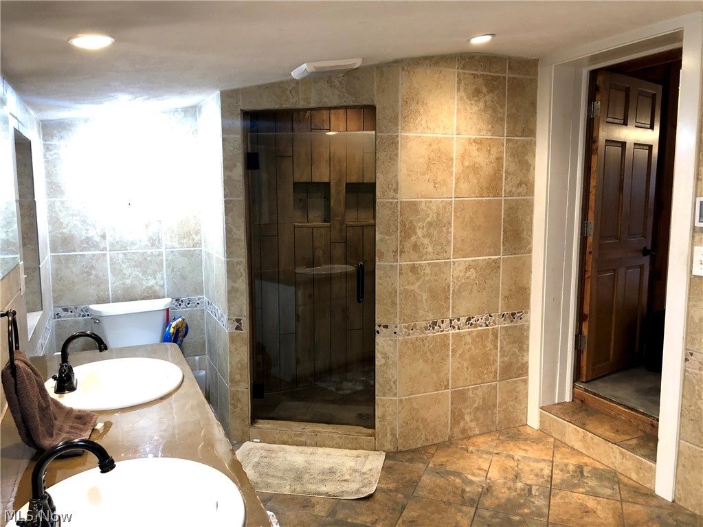 17183 Mayfield Road Windsor, OH 44099 - Photo 27 of 27