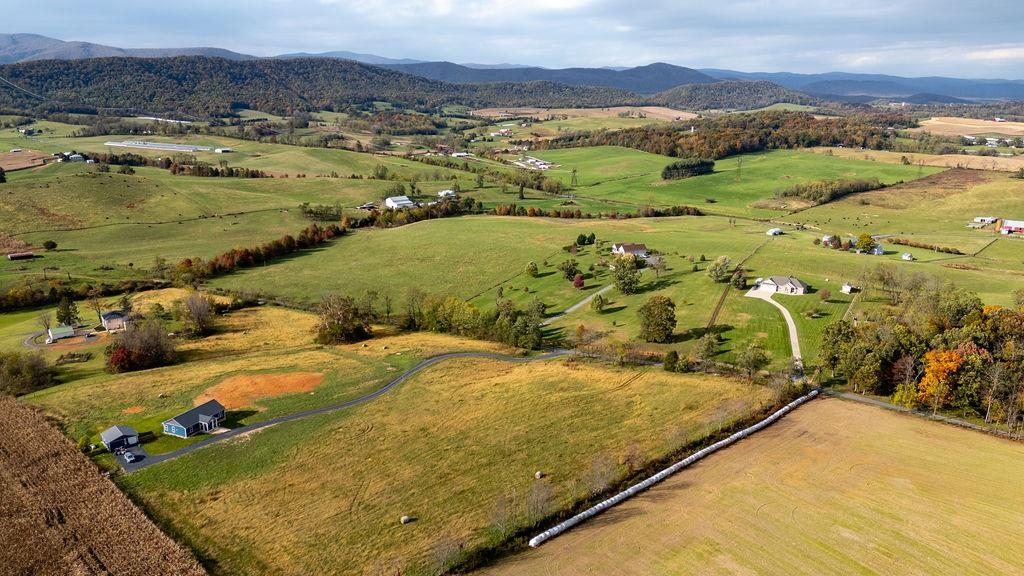 Tbd Roudabush Lane Churchville, VA 24421 - Photo 9 of 18 a view of an ocean from a mountain