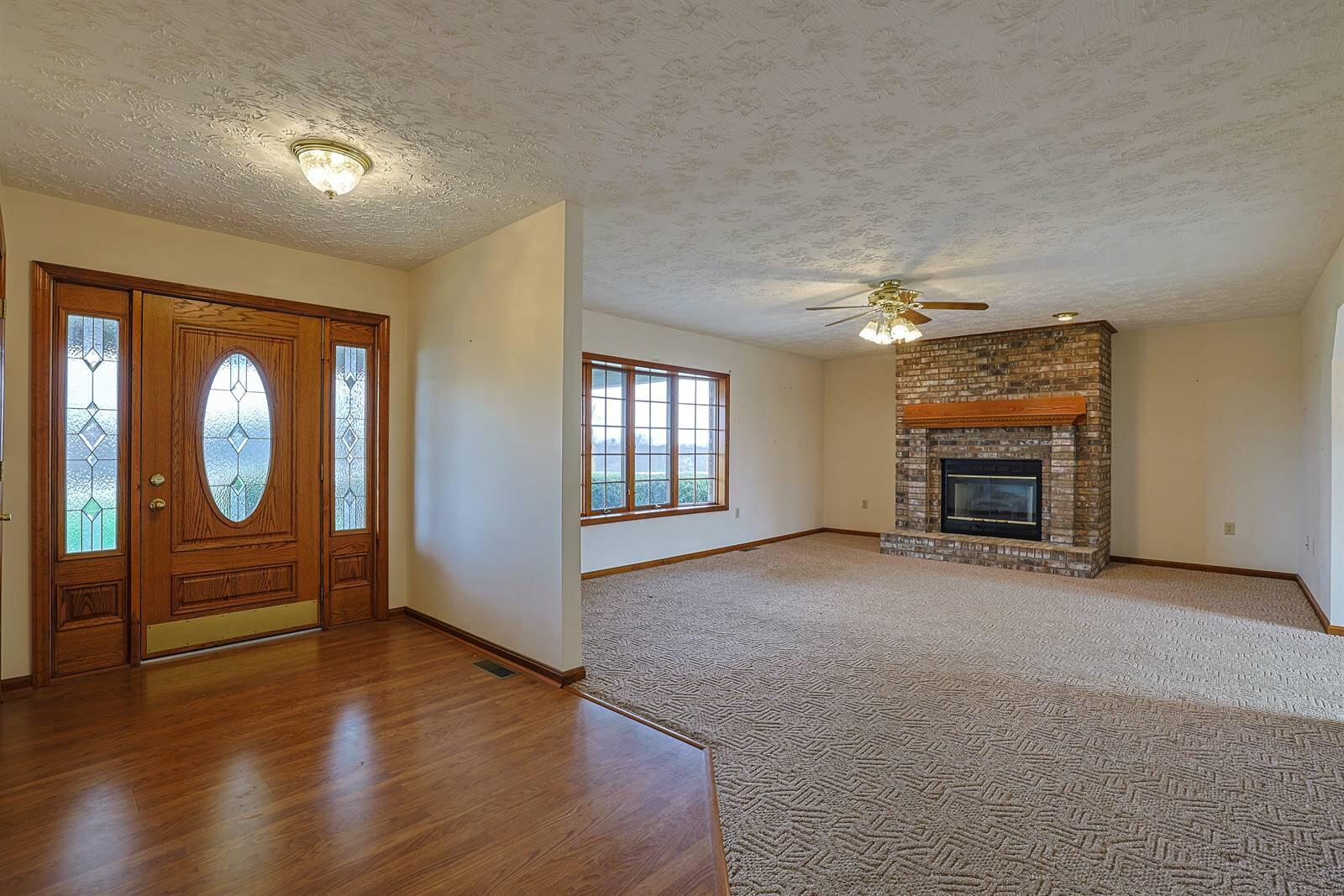 1679 Hackett Ridge Road Brooksville, KY 41004 - Photo 8 of 42 004-Foyer