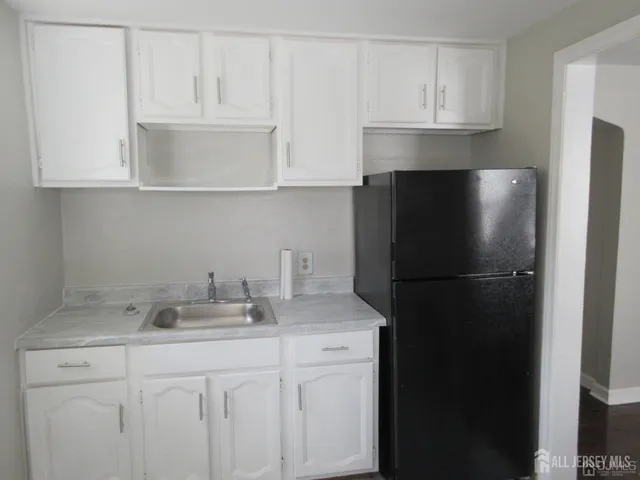 $2,350 | 815 2nd Street, Unit B, Dunellen, NJ 08812