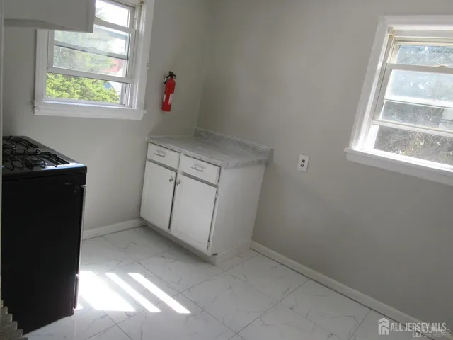 $2,350 | 815 2nd Street, Unit B, Dunellen, NJ 08812