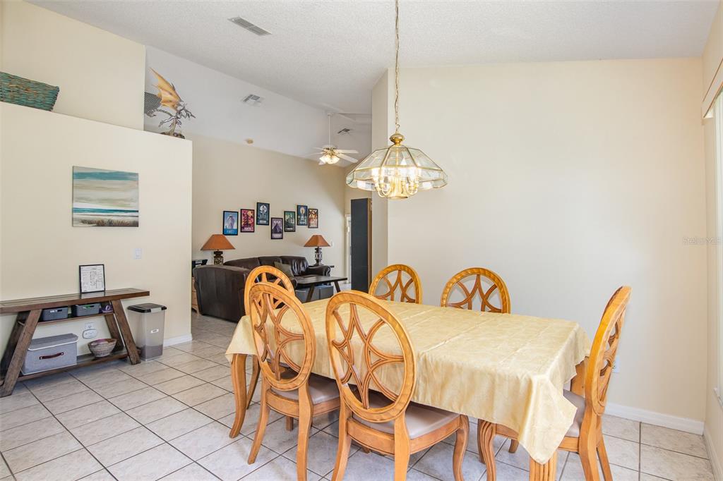 2639 Oneida Loop Kissimmee, FL 34747 - Photo 6 of 22 Gallery Image 6