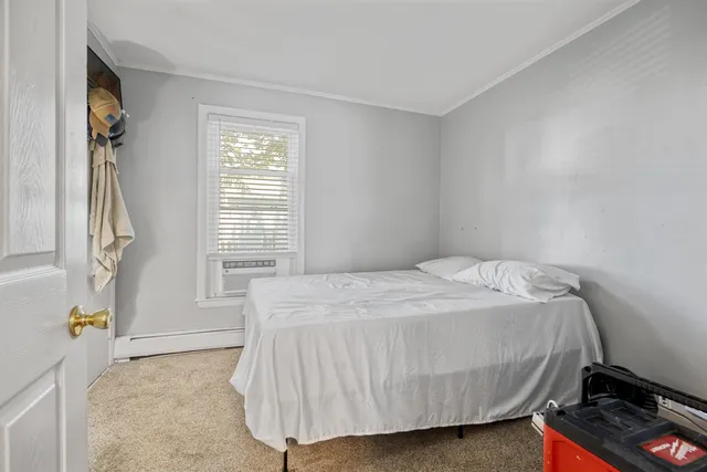 $2,400 | 429 Cartier Street, Manchester, NH 03102