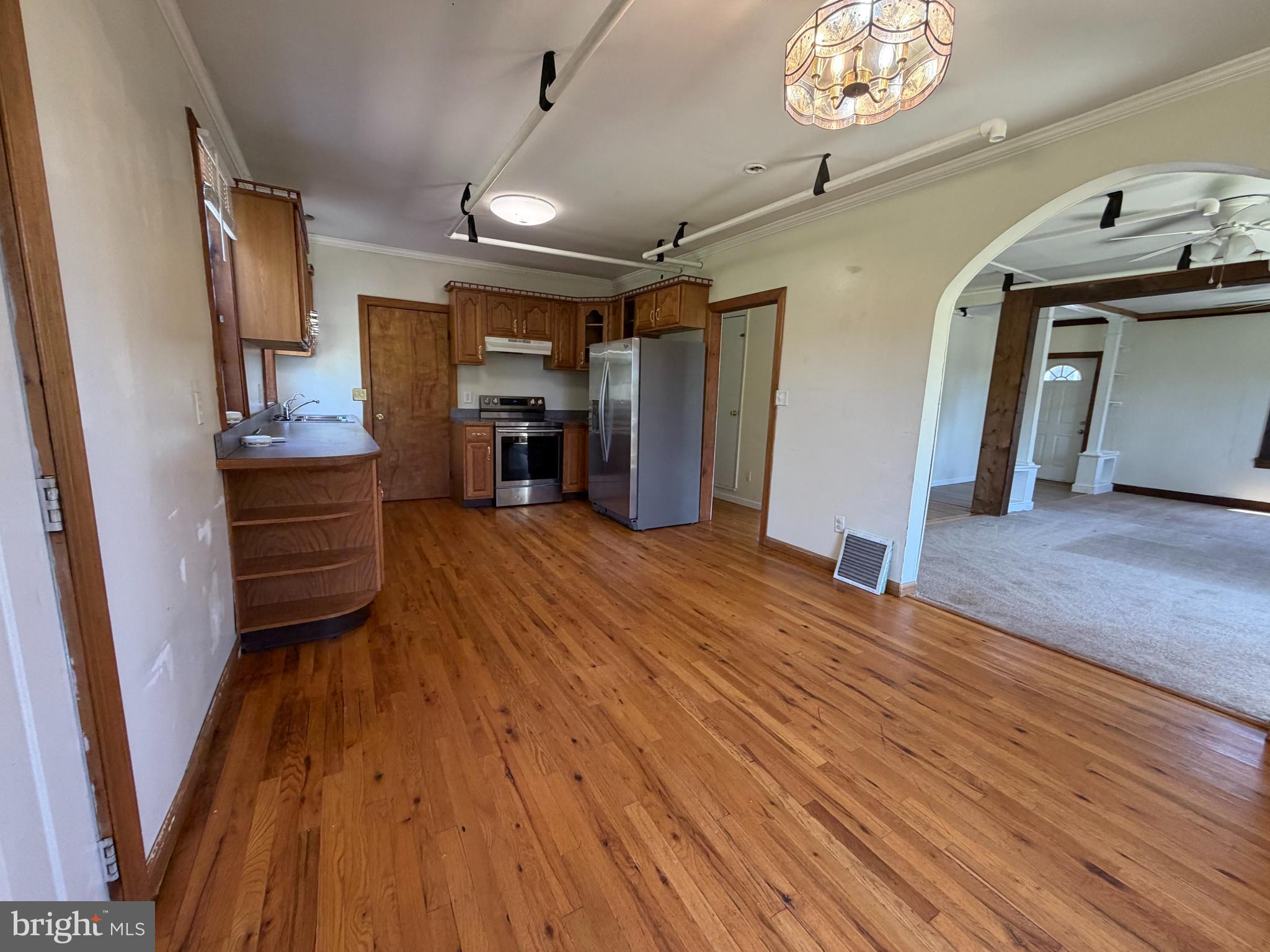 8156 A Rocky Ridge Road Thurmont, MD 21788 - Photo 2 of 19