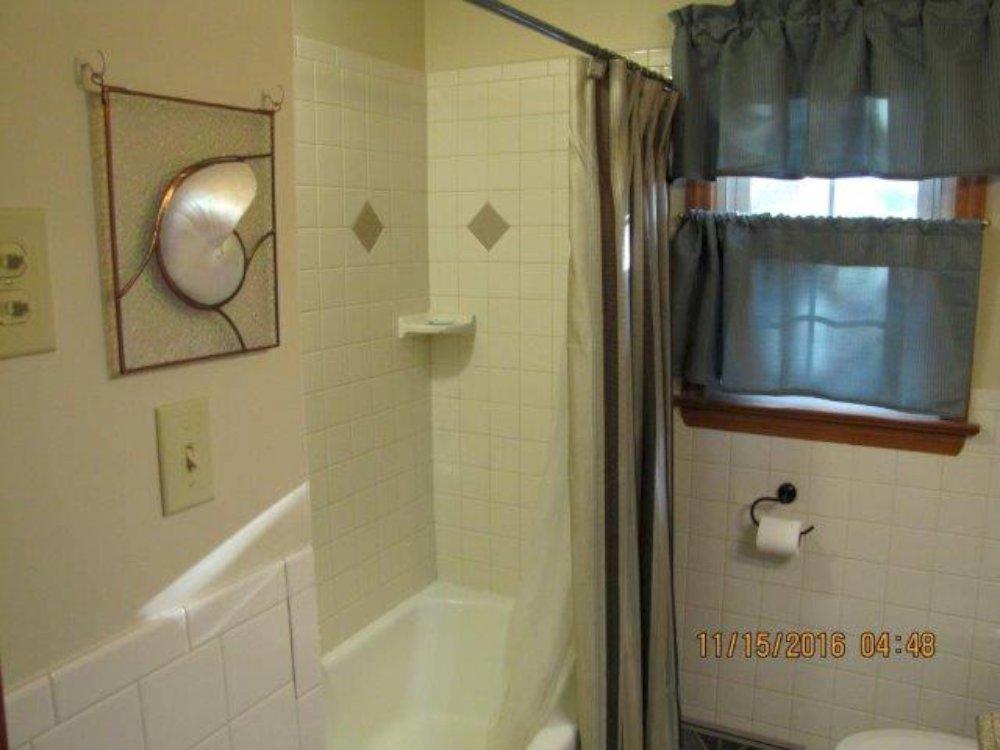 1099 Highland Lake Road Union Hall, VA 24176 - Photo 23 of 48 22 Bathroom-1000