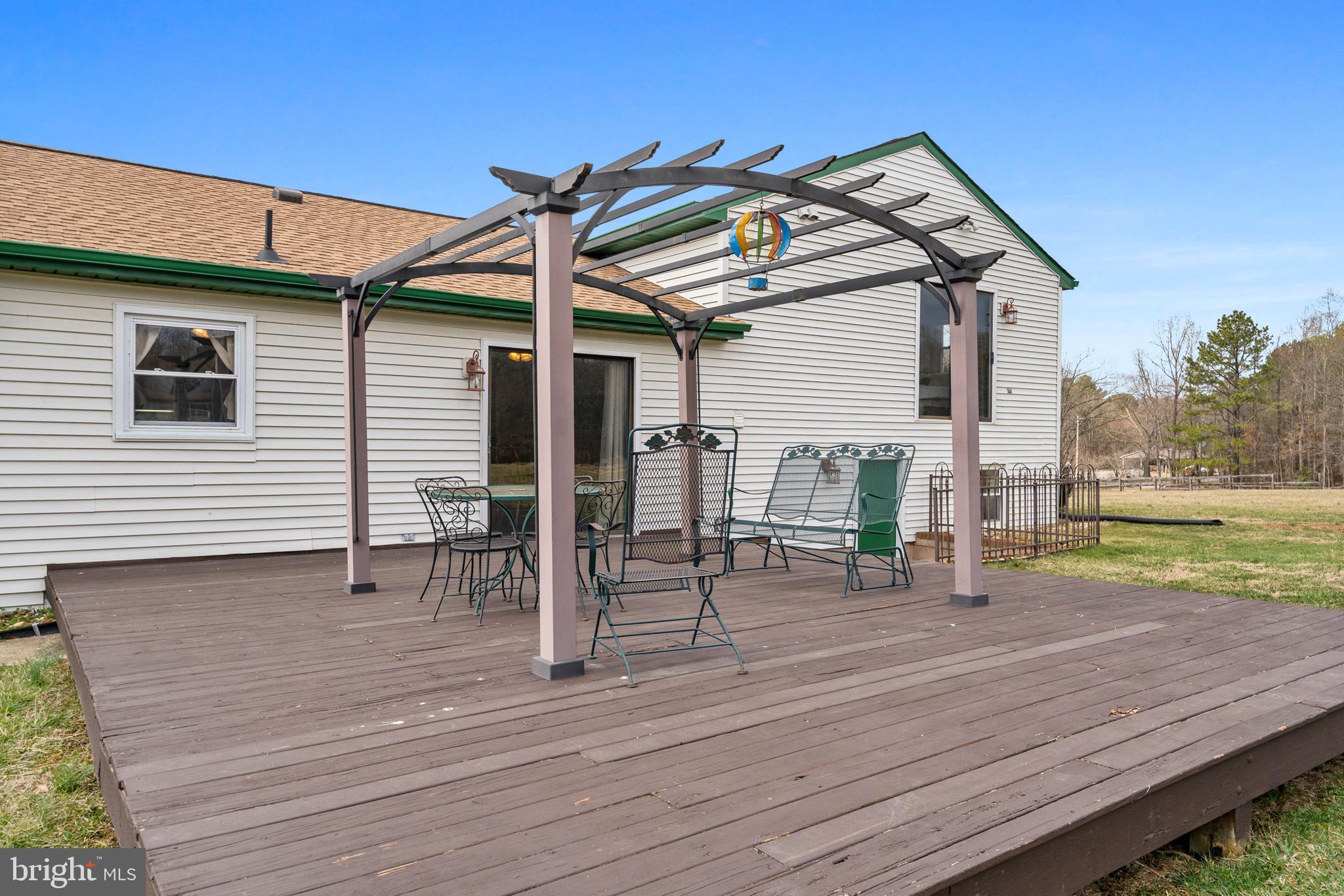 7600 Simms Landing Road Port Tobacco, MD 20677 - Photo 29 of 40 Deck