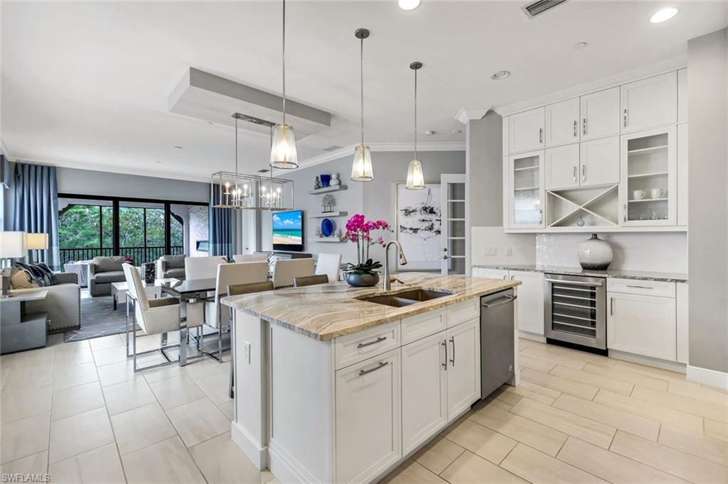 16378 Viansa Way, Unit 301 Naples, FL 34110 - Photo 7 of 32